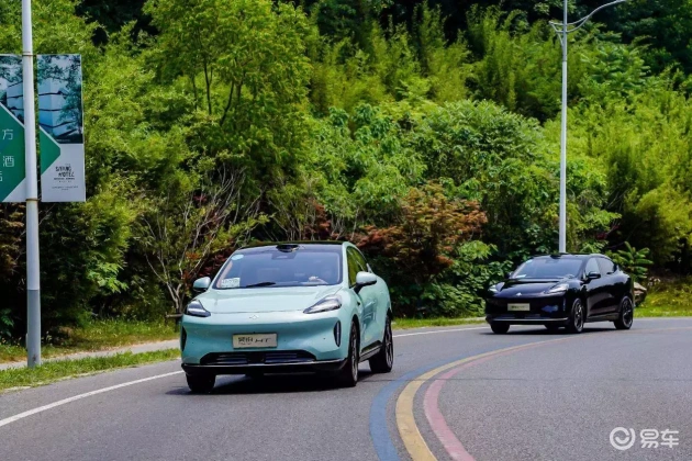 昊铂HT与智己LS6 Pro:20万级纯电SUV决策指南