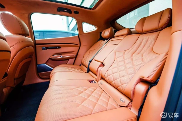 昊铂HT与智己LS6 Pro:20万级纯电SUV决策指南