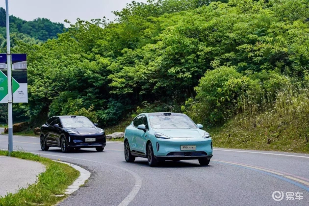 昊铂HT与智己LS6 Pro:20万级纯电SUV决策指南