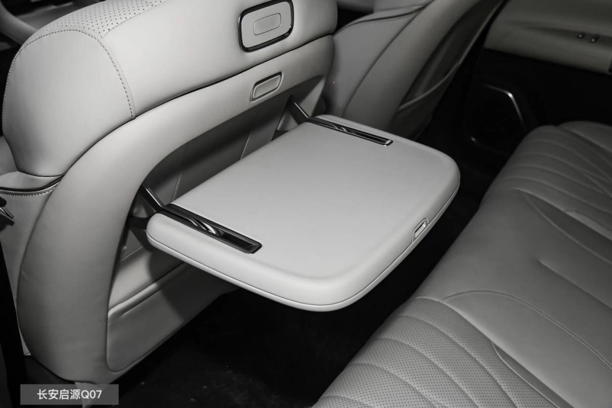 比亚迪宋L DM-i对比长安启源Q07,谁是更优选?