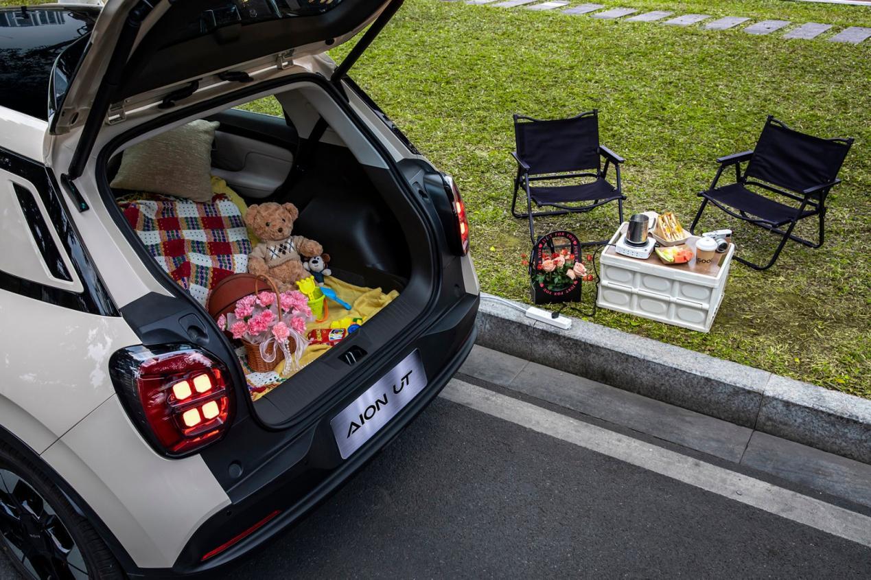 7万级选谁不踩坑？埃安UT还是吉利星愿