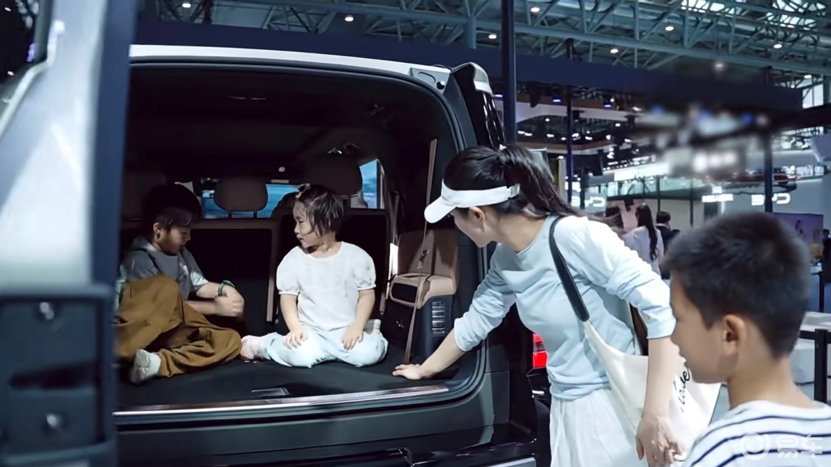 人气火爆!方程豹钛7与钛3加推版双车合肥国际车展同步上市