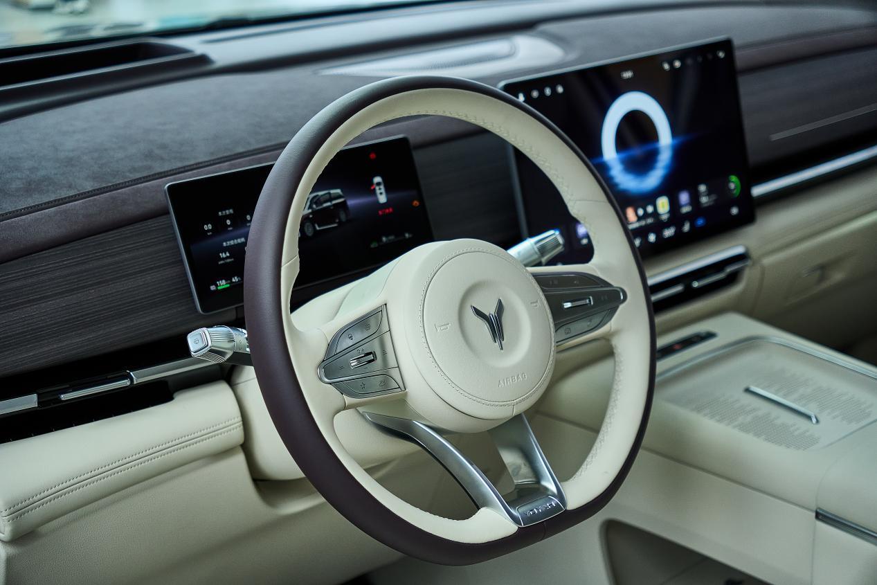 销量输给腾势D9，但我为什么还劝你买他？