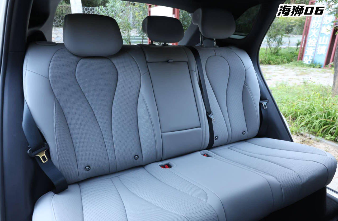 搭载华为智驾的全新深蓝S07和海狮06,谁更全面?