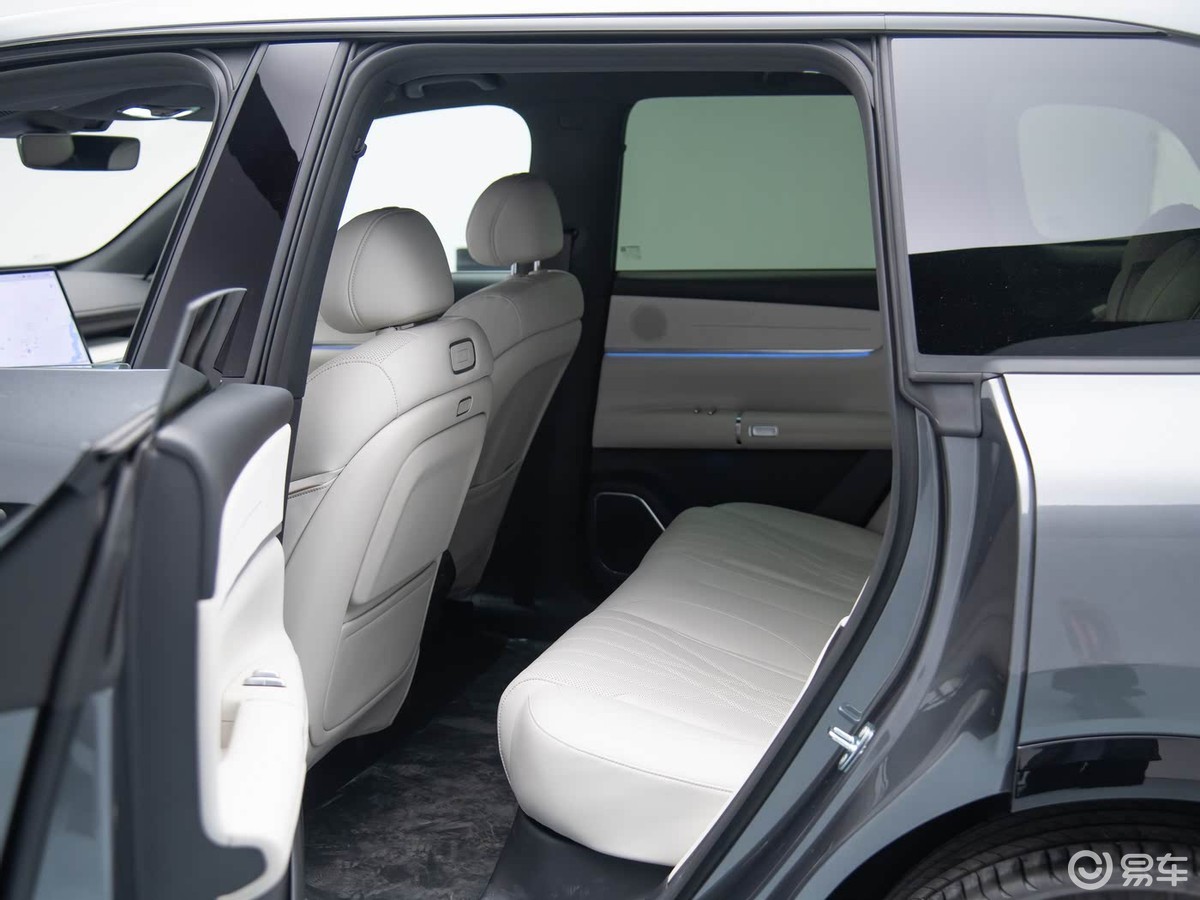 长安启源Q07天枢智能激光版 VS 比亚迪宋L DM-i