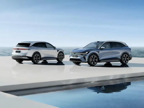 10月28日正式上市，焕新极氪7X多个车型版本该怎么选？