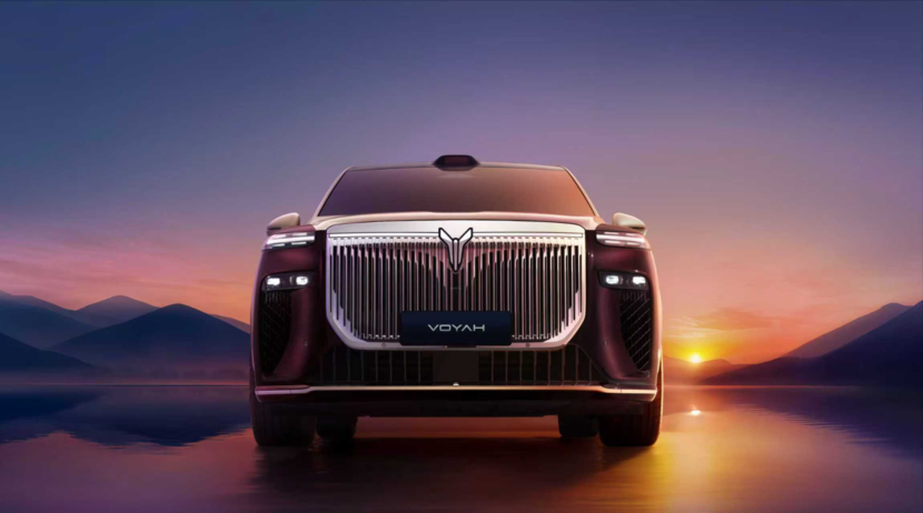 岚图泰山定档11月 首款自主三腔空悬挑战驾乘舒适极限