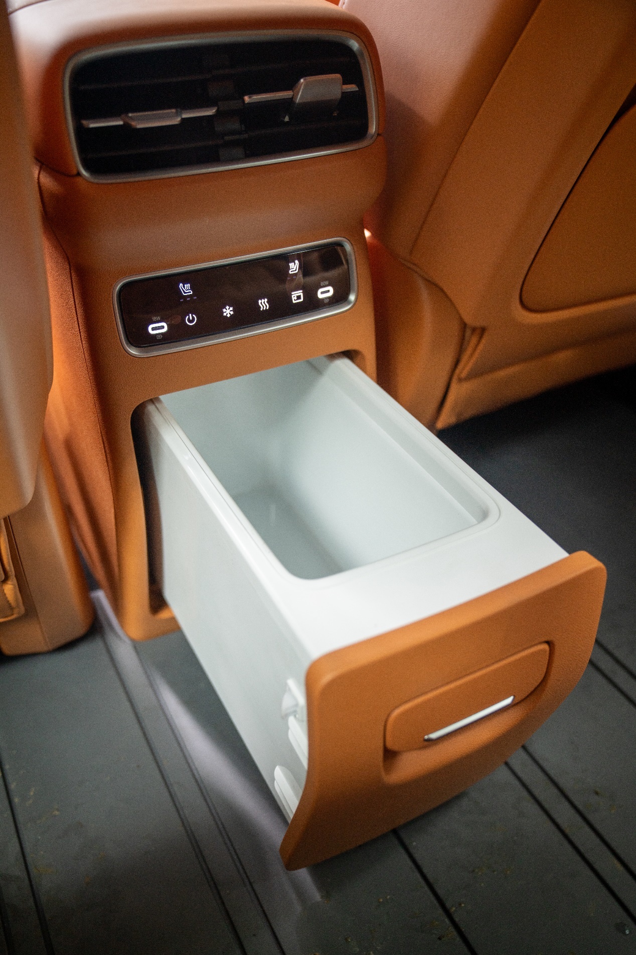 不止大空间——东风eπ008 2026款试驾体验