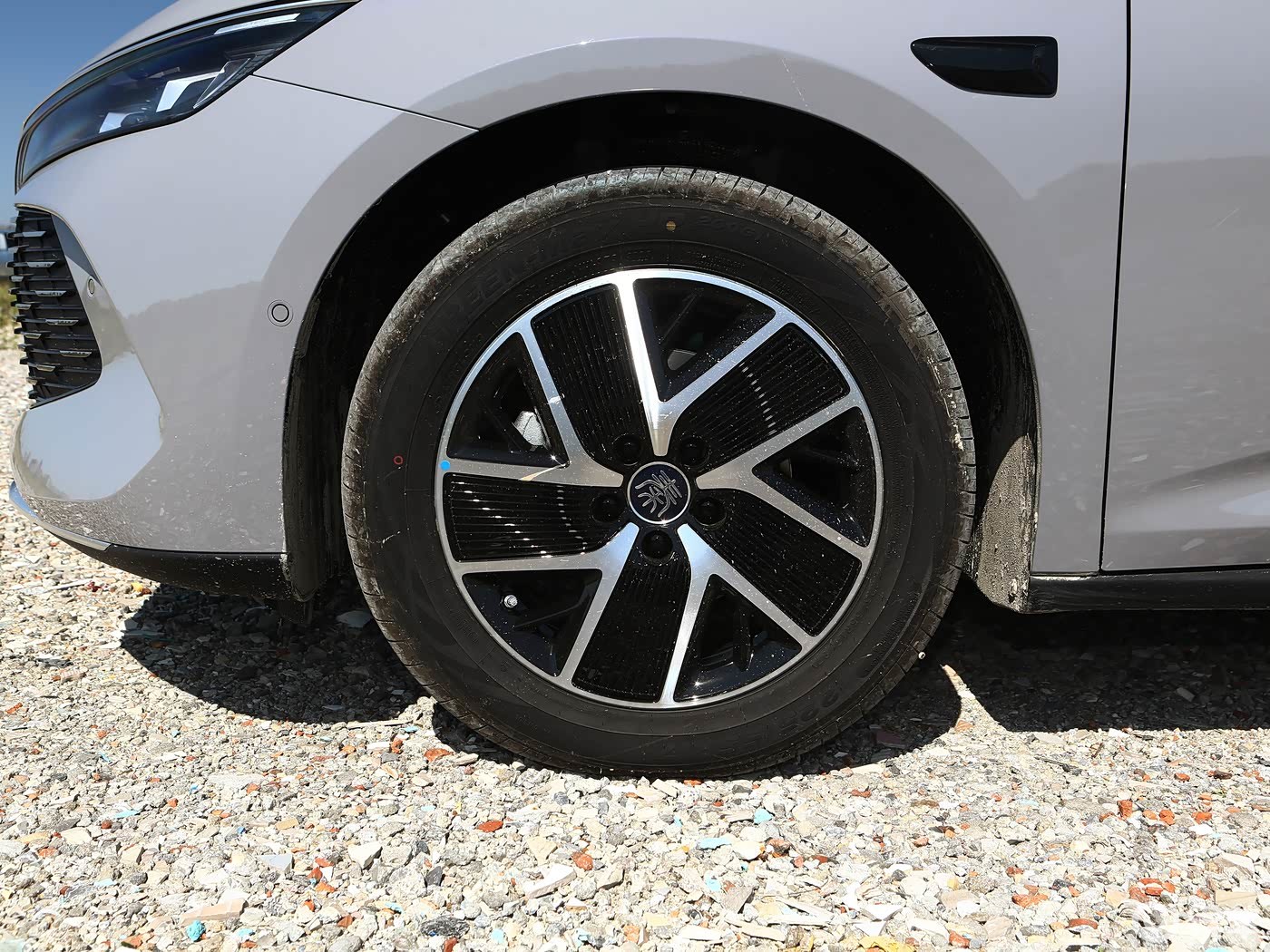 单车导购丨9.68万起的秦L DM-i，2款车型区别如何