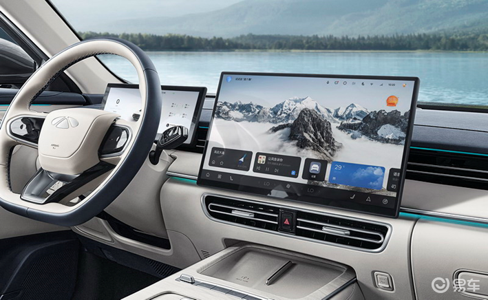 风云A8L对比吉利银河L6，谁是十万级混动家轿“王者”？