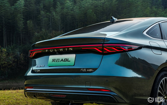 风云A8L对比吉利银河L6，谁是十万级混动家轿“王者”？