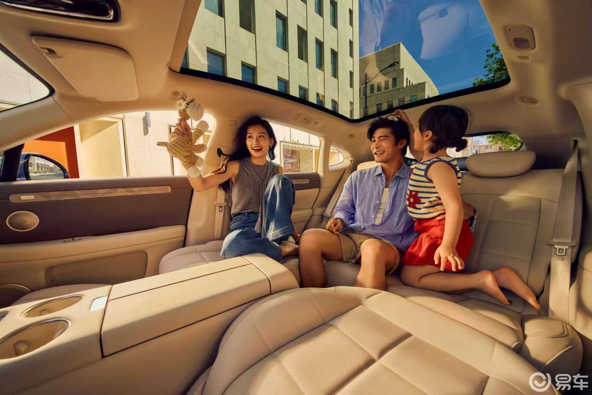 销量连续破万，智己汽车借双车之势加速发展