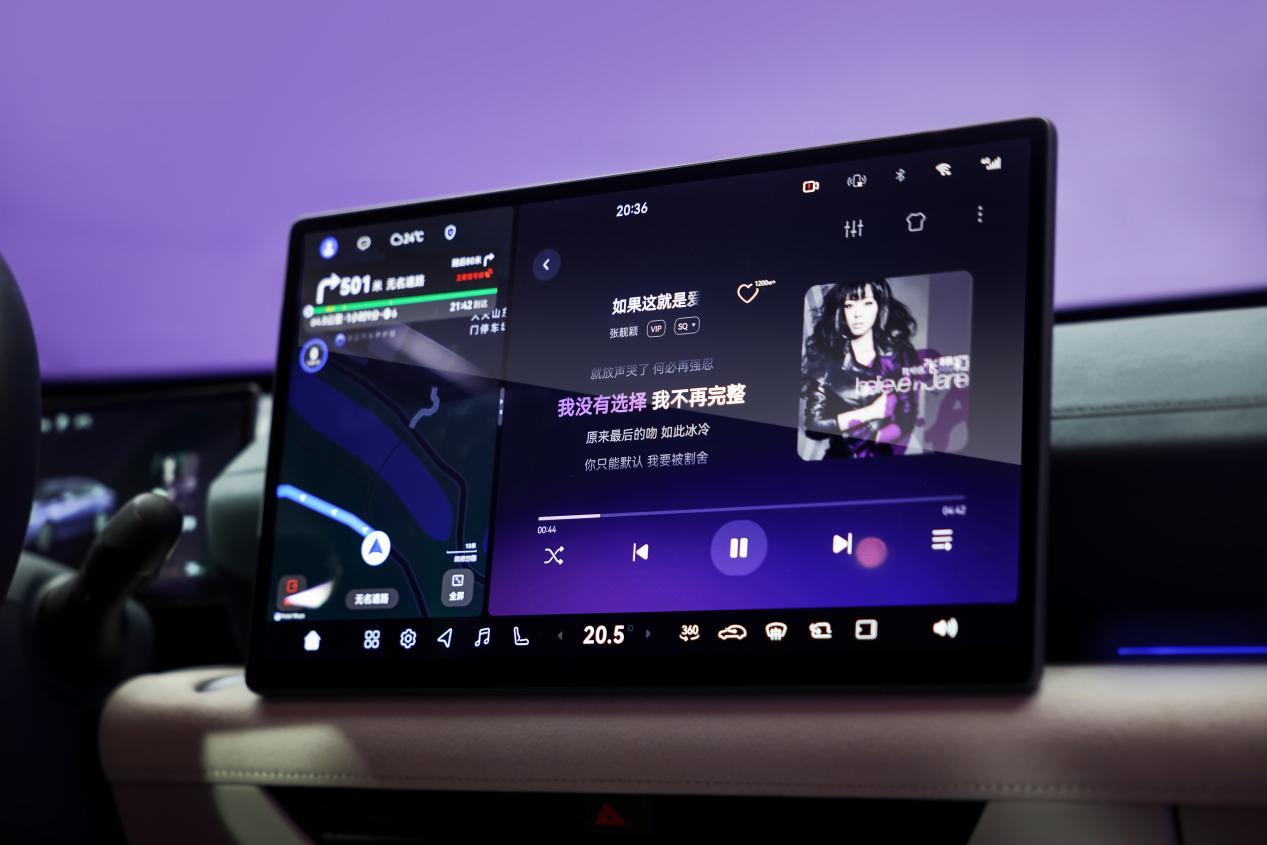 天籁·鸿蒙座舱对比雅阁！燃油车智能终于迎来逆袭？