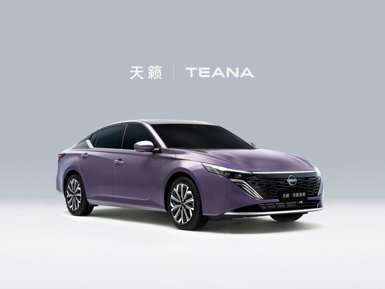 天籁·鸿蒙座舱对比雅阁！燃油车智能终于迎来逆袭？