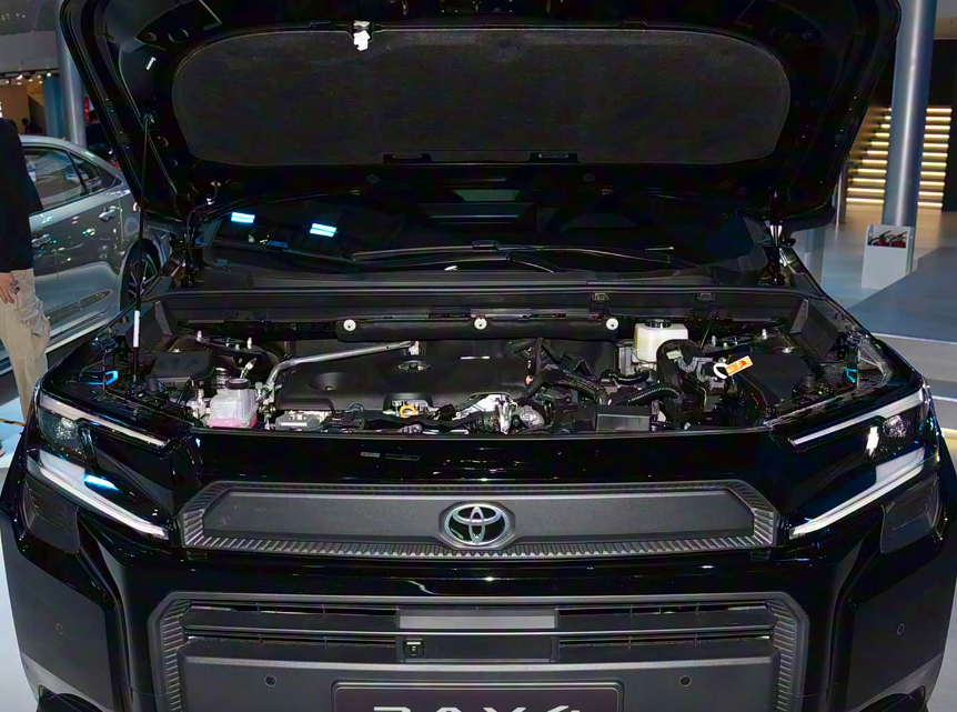 20万级合资SUV纠结局 RAV4荣放VS威兰达谁更值？