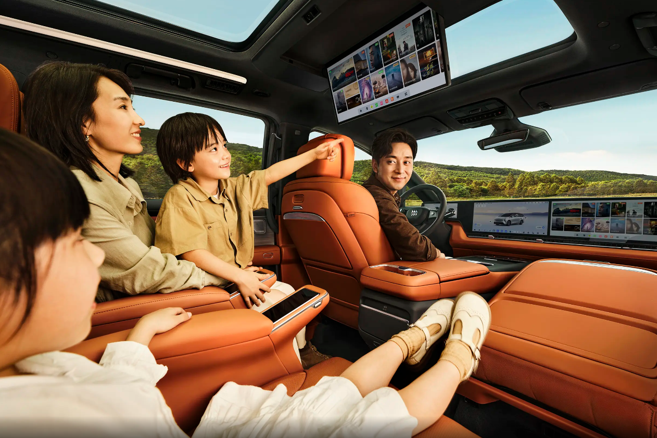 有插混四驱+8775P座舱芯片，50万买顶配有机会火吗？