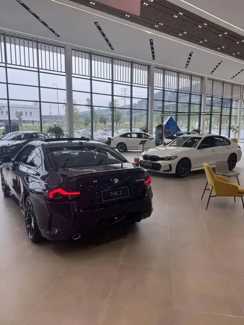 宝马大范围调价，记者实探：最高降30万，销量大涨，20万元可开走入门级X1