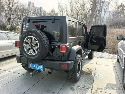 拆了牧马人的顶框，应该就能下地库啦，有点难度，但好在成功啦