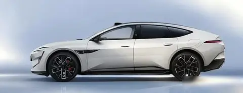 阿维塔12改款露面