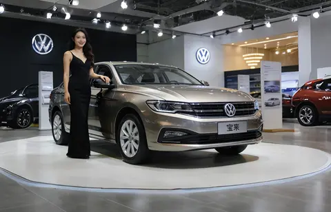 8.29万拿下合资家轿！一汽大众宝来狂降3万，上市三月就 “跳水”